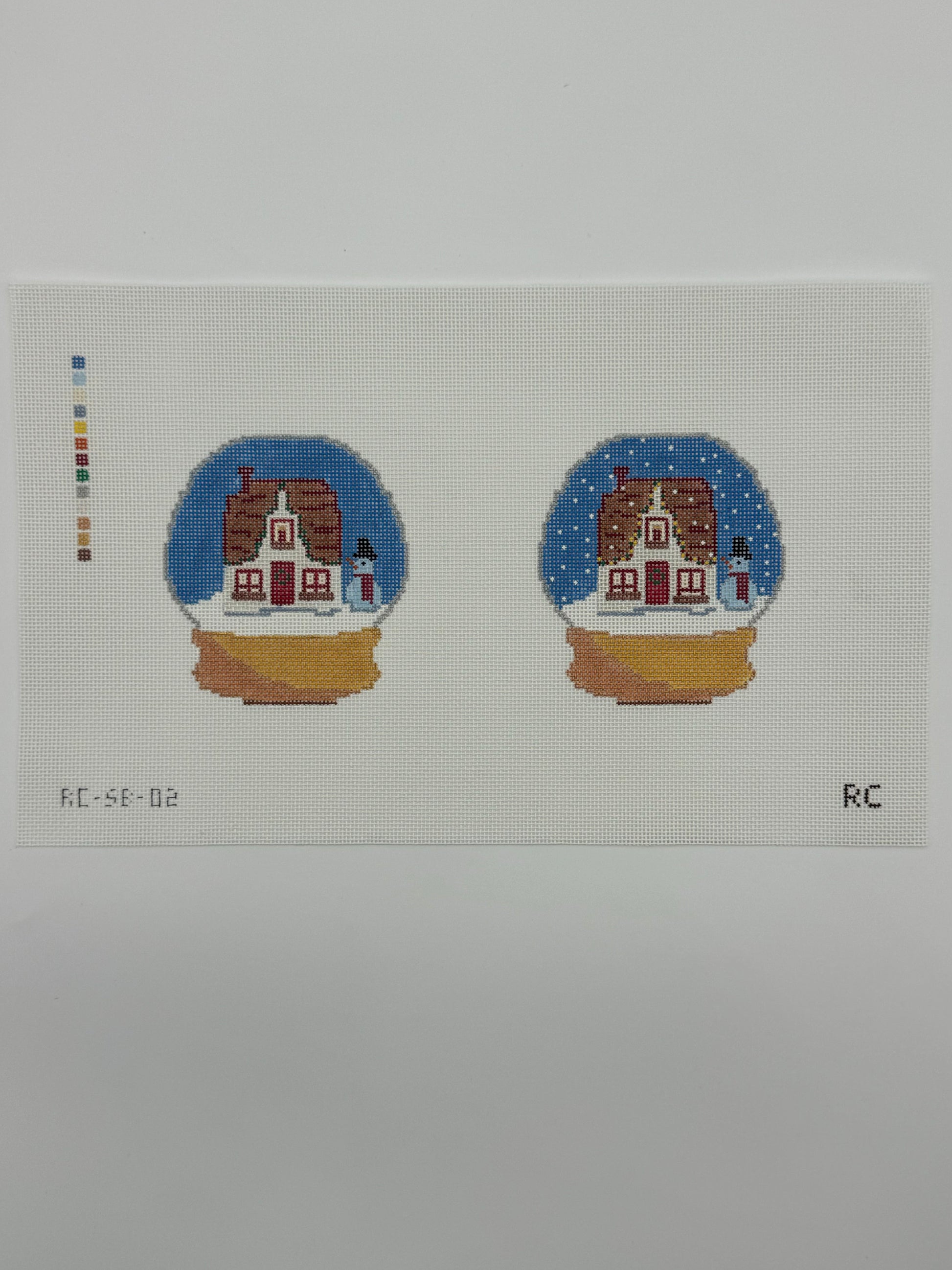Christmas House Snowglobe