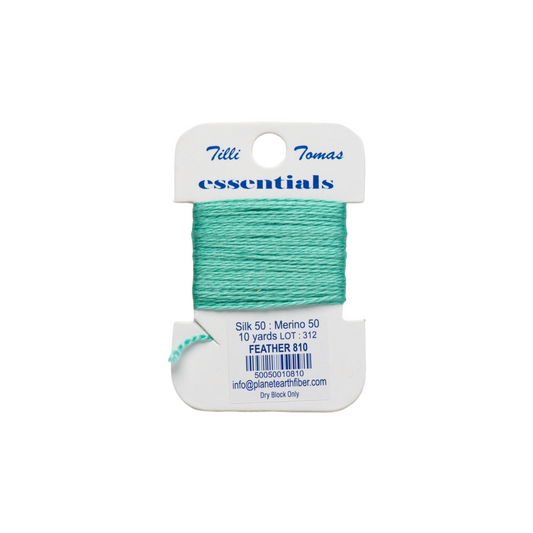 Essentials Feather 810