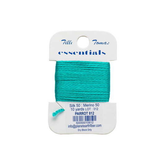 Essentials Parrot 812