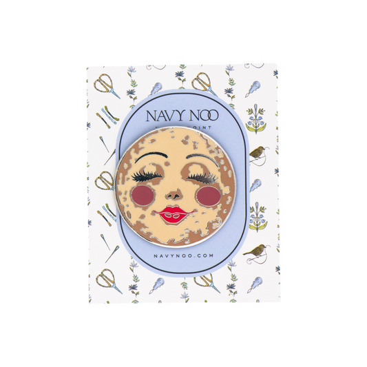 Smiling Moon Needle Minder