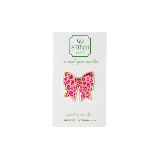 Pink Leopard Bow Needle Minder